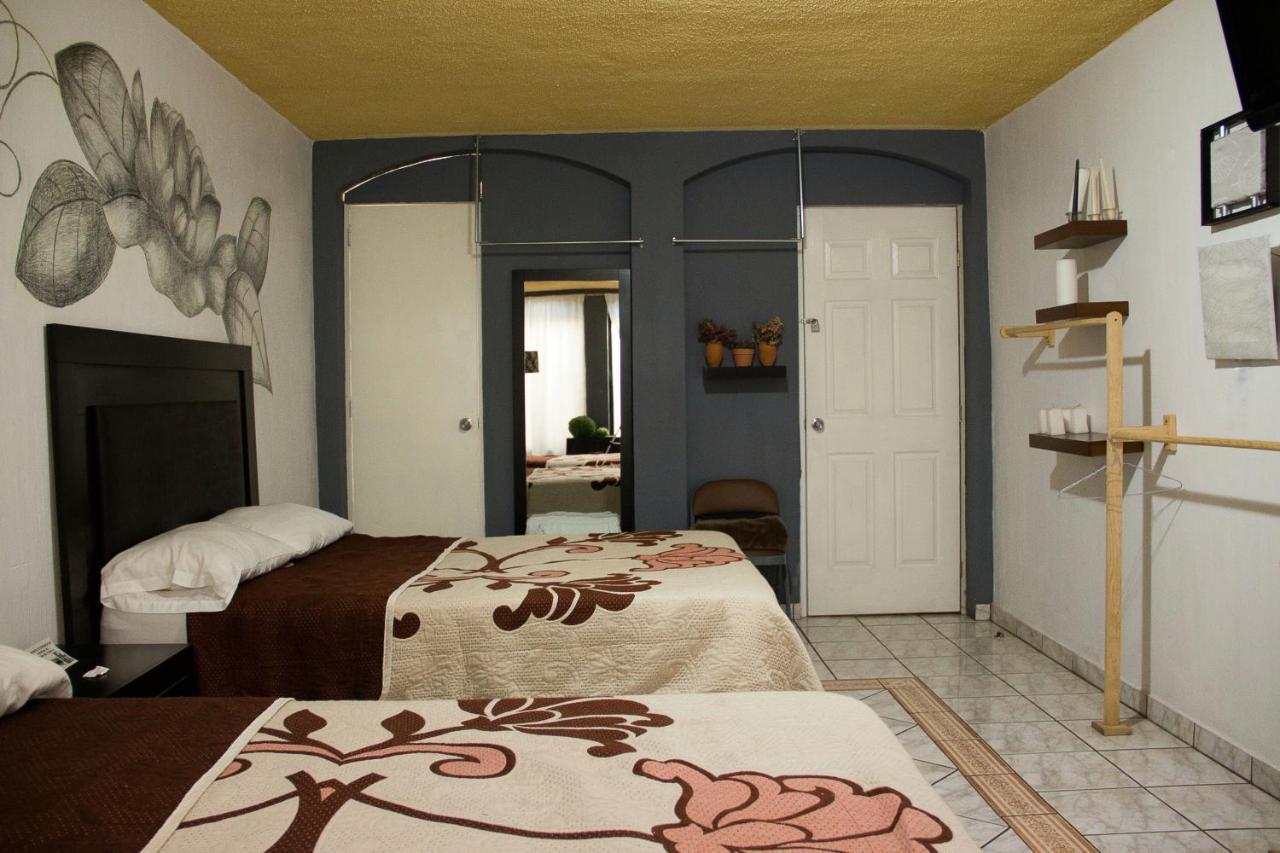 Hotel Boutique Charlotte Arandas Zewnętrze zdjęcie