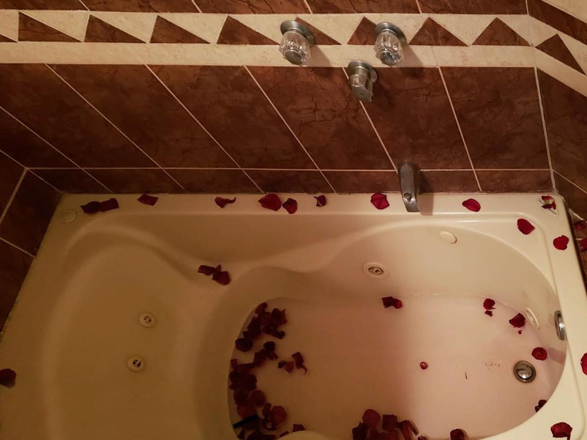 Hotel Boutique Charlotte Arandas Zewnętrze zdjęcie