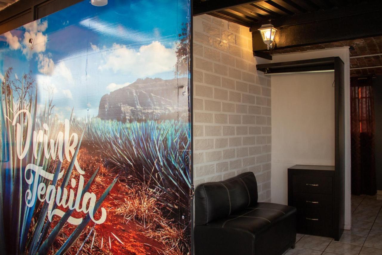 Hotel Boutique Charlotte Arandas Zewnętrze zdjęcie